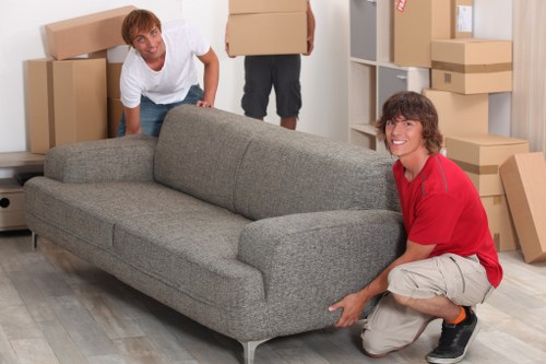 Packing and loading service for Edgware customers
