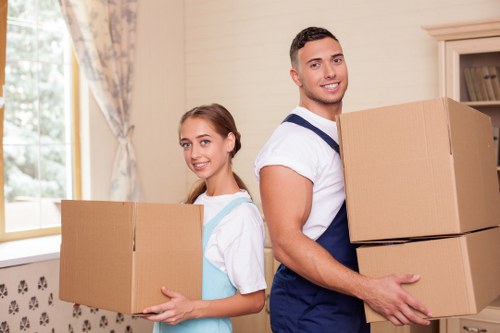 Local moving team supporting a flat or house relocation in Edgware